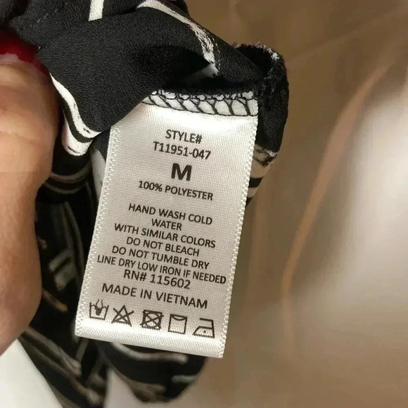 Lush‎ tank top with off the shoulder sleeves - Picture 4 of 5